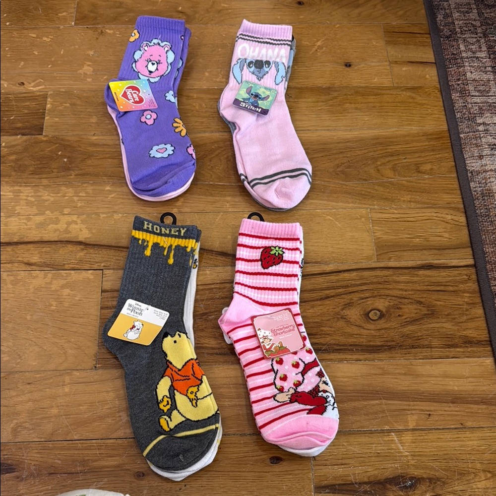 NWT Colorful Cartoon Character Socks - Picture 2 of 5